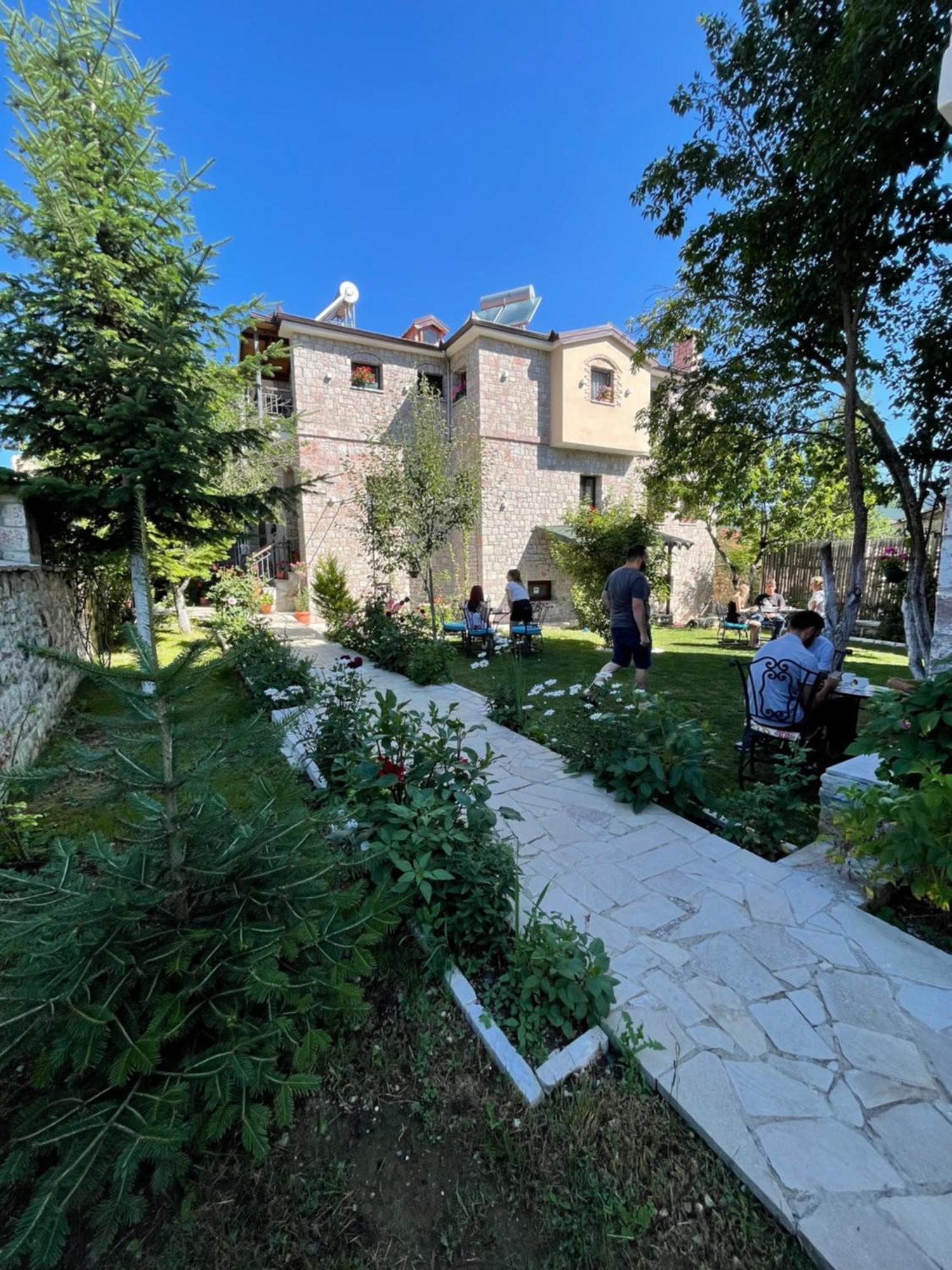 Bujtina Liana Voskopoje Voskopojë Exterior foto