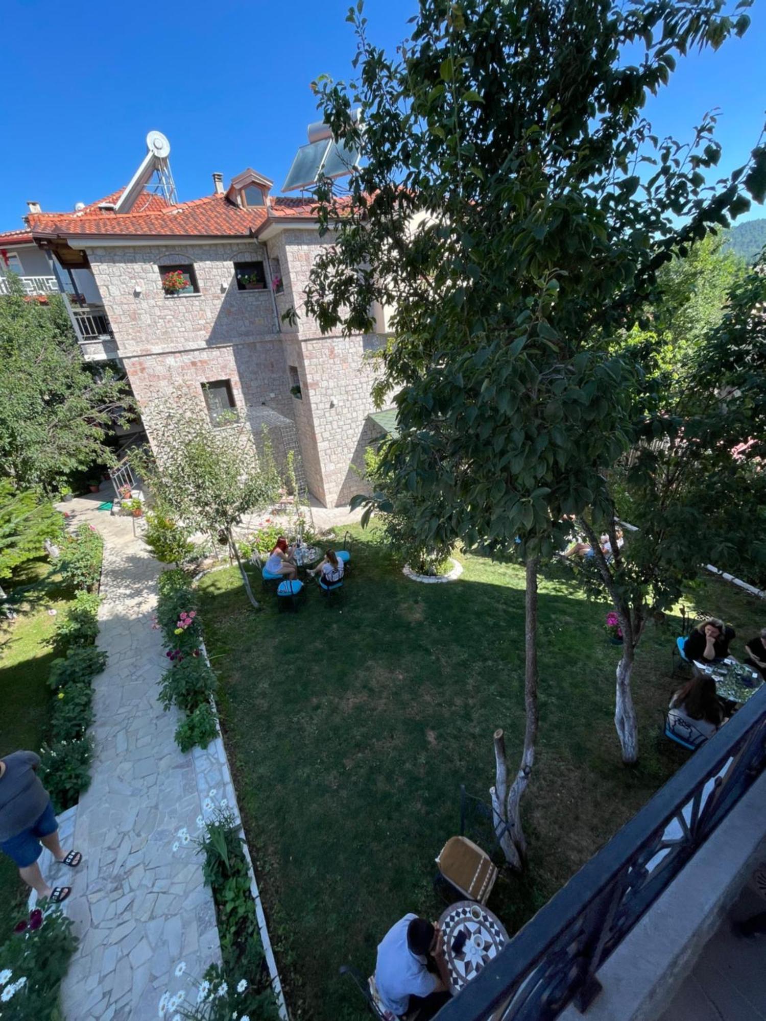 Bujtina Liana Voskopoje Voskopojë Exterior foto